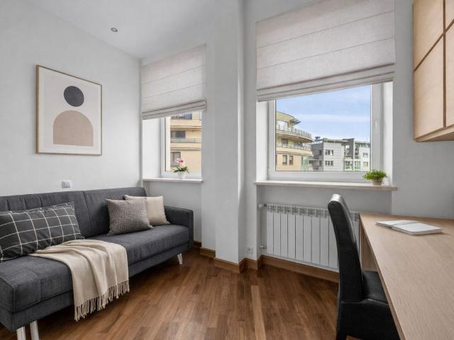 Kamienica w świetnej lokalizacji | 3 pokoje 85 m²