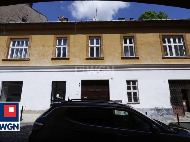 Kamienica z potencjałem, 837 m², centrum Tarnowa