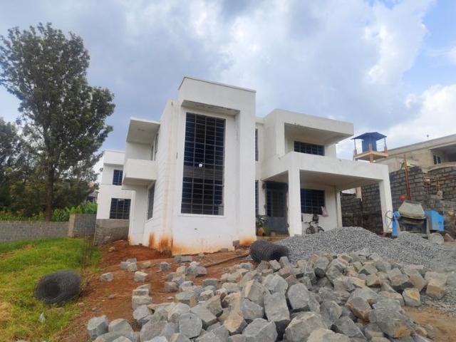 Kamiti Road. Incomplete 4 Bedroom All En Suite Villa on ⅛ Acre for Sale for Kes 18.5M