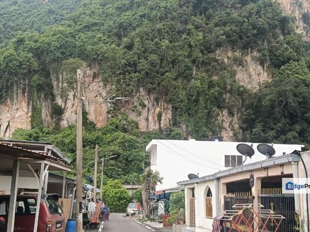 Kampung Melayu Wira Damai