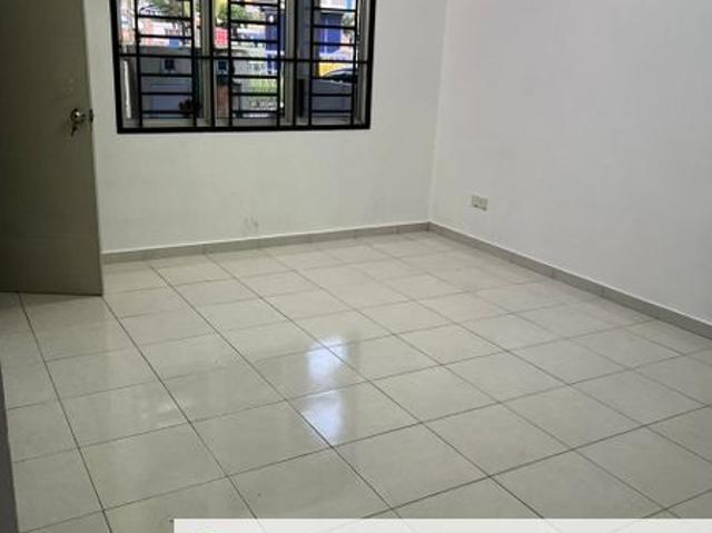 Kampung Melayu Gelang Patah