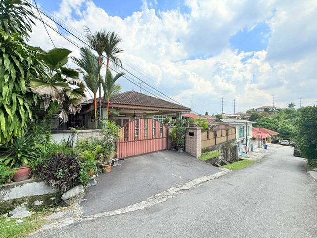 KAMPUNG AMPANG INDAH 5700 SQFT 1Storey Bungalow FOR SALE