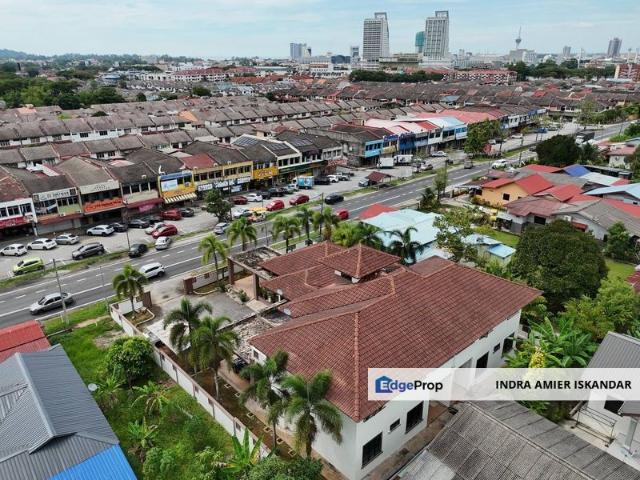 KAMPUNG BUKIT SEKILAU