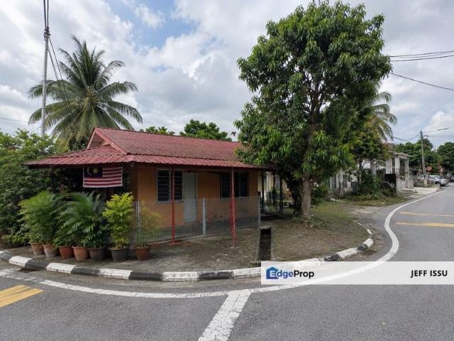 Kampung Baru Hicom