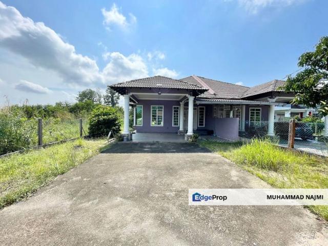 Kampung Batu Tiong