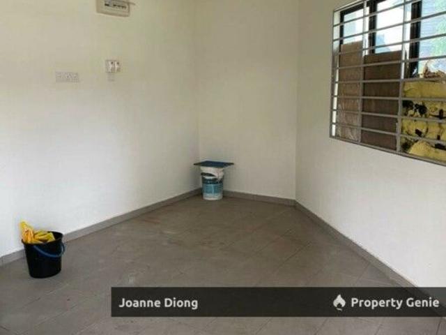Kampung Chempaka Ground Floor Warehouse Office