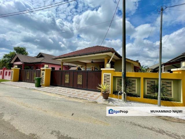 Kampung Gong Pasir, Sura