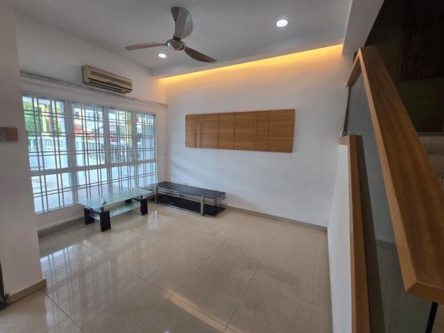 Kampung Jawa Klang Taman Menegun Indah Klang