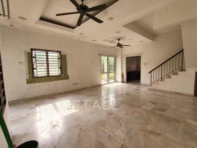 Kampung Jawa KlangDouble Storey Corner House For Sale