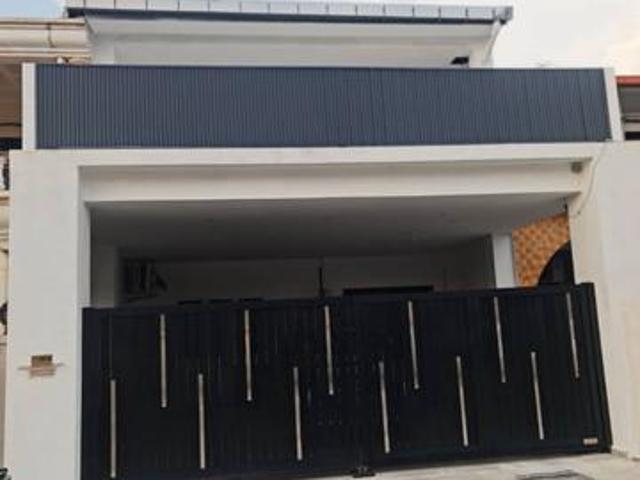 kampung lapan new renovated 2storey Terraced House solar system