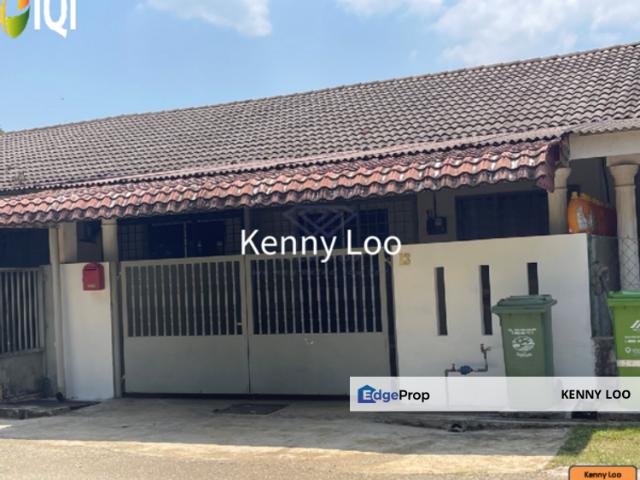 Kampung Padang Taman Impian
