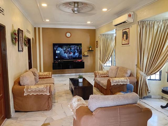 Kampung Raja Uda Klang Single Storey Corner Renovated Big Land