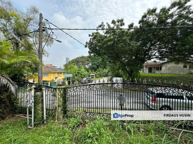 Kampung Tunku
