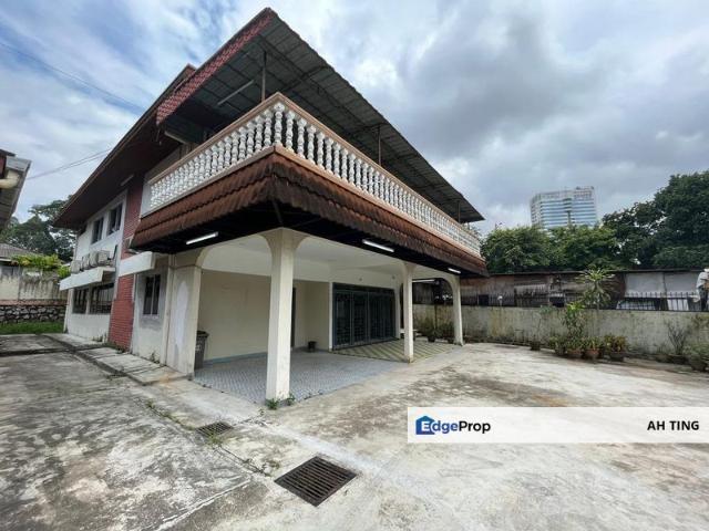 Kampung Wadi Hana
