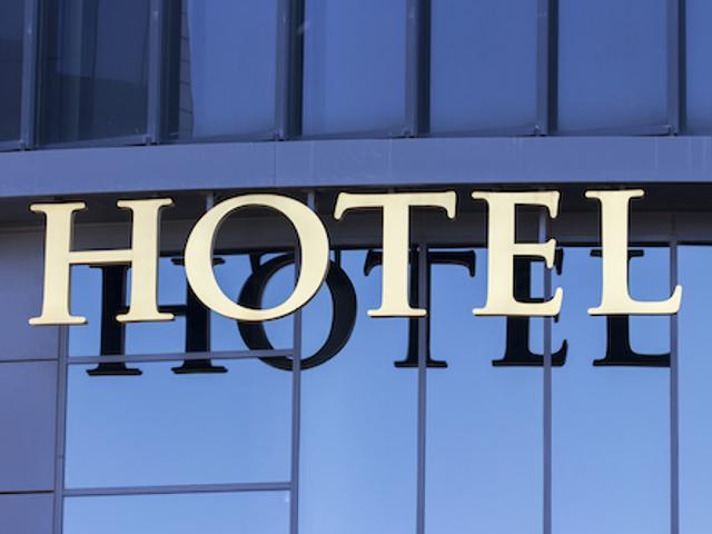 Kanton Waadt: Hotel in der Nähe des Sees mit mehr als 50 Zimmern und mehreren Aparthotels zum Verkauf