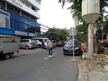 Kantor dijual di Guntur, Jakarta Selatan