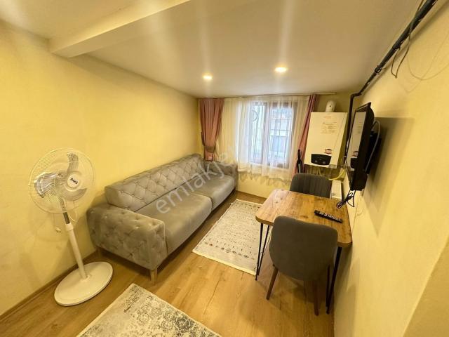 Kanyon Avm'ne 15dk Yürüme Mesafesind 3.kat lüks 1+1 Eşyalı Daire