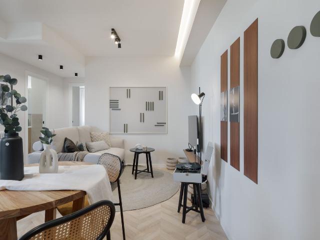 Kanzan 2 bedrooms in Niño Jesús, Madrid Amsterdam Apartments for Rent