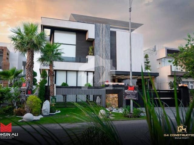 Kanal full basement fully furniseh eye catching superb luxury bungalow for sale