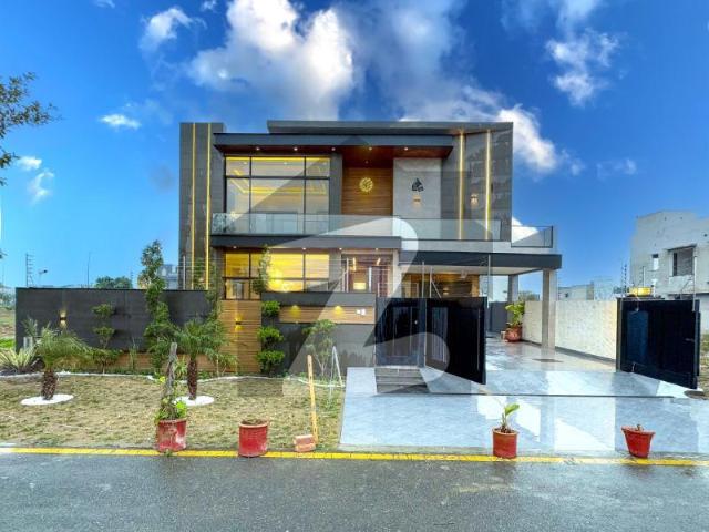 Kanal Full House For Rent at hot Location Near Park Commercial DHA Phase 7