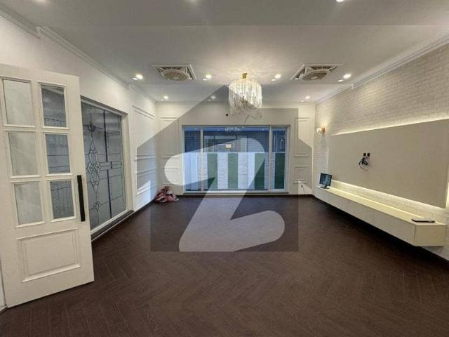 Kanal Full House For Rent Phase 7, Block T