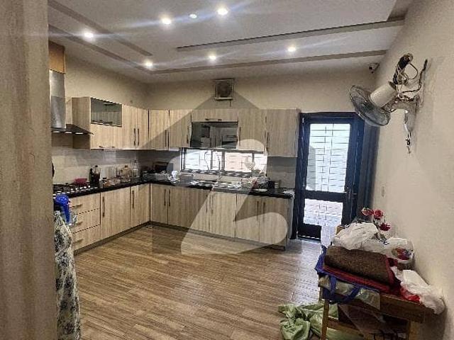 Kanal House For Rent In Dha Phase6 Near By Raya Hot Location 5bed Room 6washroom