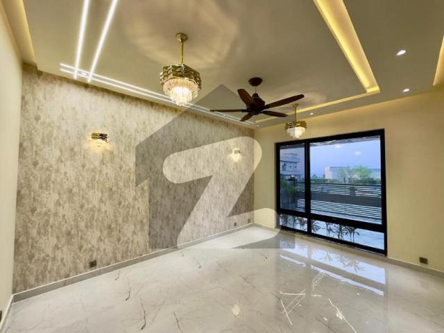 Kanal Luxury House for Sale in Prime Location | Modern Design | Solid Construction DHA Defence Phase 2