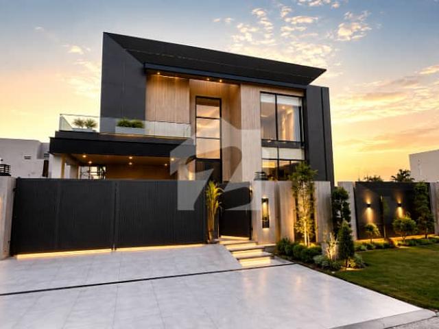 Kanal Modern Villa For Sale Near Carrefour In DHA