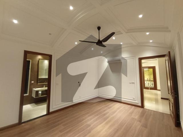 Kanal royal bungalow for sale near to carrefour dha phase 7 block u