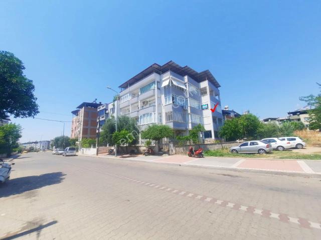 Kanalyolu Üzerinde, Doğalgaz Kombili Ara Kat.