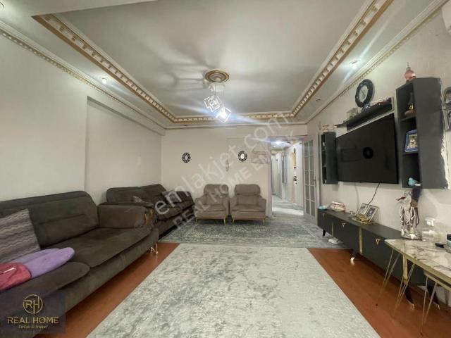 Kanarya Alt Bölgede 200 M2 İki Ayrı Girişli 6+2 Satılık Dubleks
