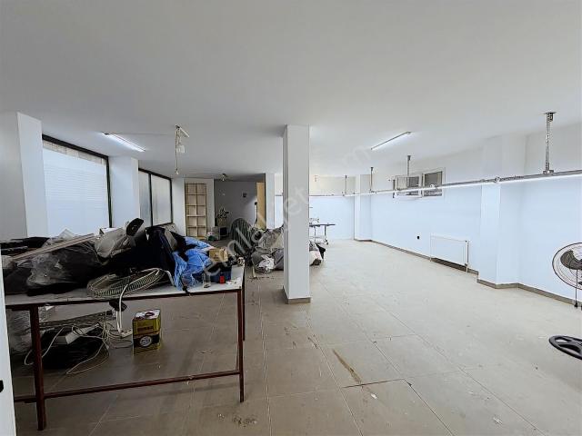 Kanarya Üst Bölge'de Kiracılı 160 M2 Satılık Dükkan Kelepir !