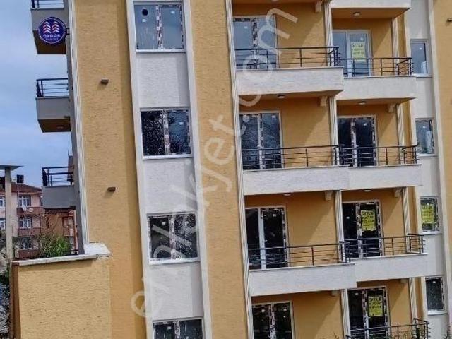 Kandıra Merkezde 3+1 174 M2 Dubleks Daire Sıfır Kombili Balkonlu