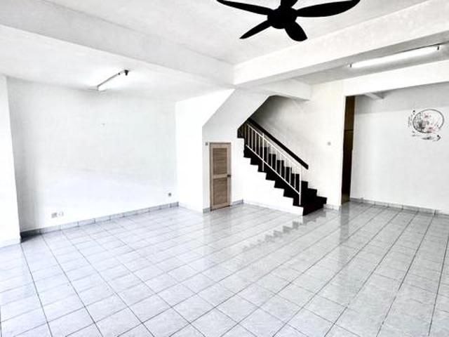 Kangkar Pulai Indah 2 Storey Terrace House Facing South Original Unit