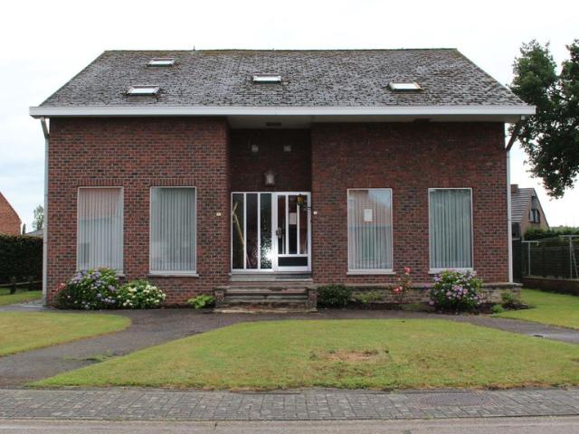 Kangoeroewoning te koop voor 374500 euro met 8 slaapkamers