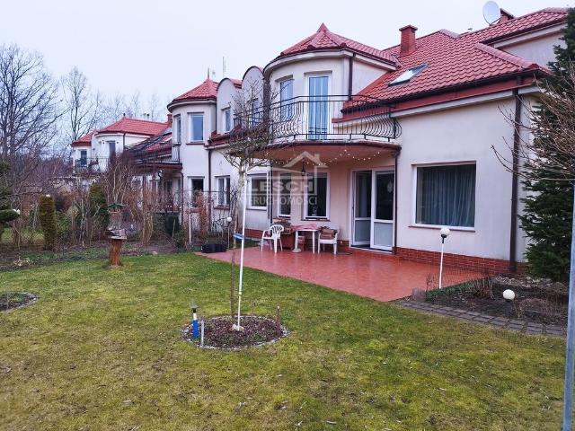 Kanie, 180 m2