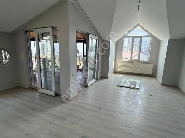 Kaan Emlak Selçukbey Şubesinden 1200 Evlerde Kiralık Daire