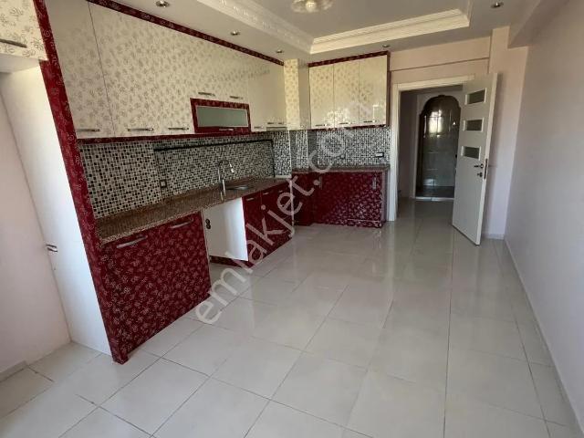 Kaan Emlaktan Arakat Lüx 4+1 Selçukbeyde Kiralık Daire