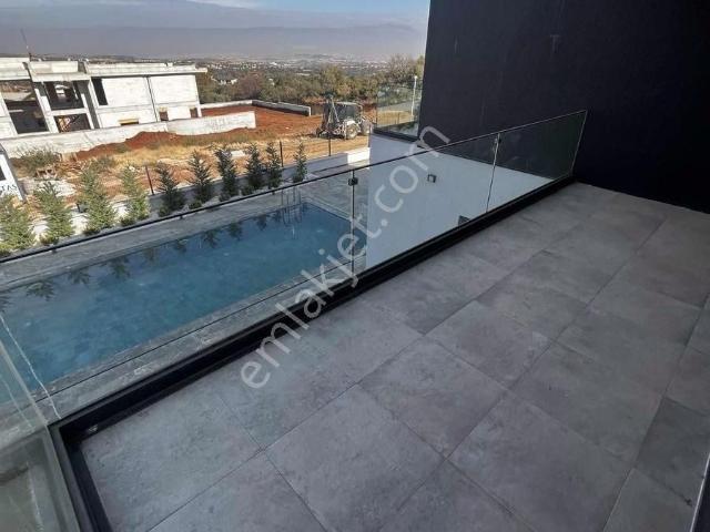 Kaan'dan Doğayla İç İçe Sıfır Anahtar Teslim Villa
