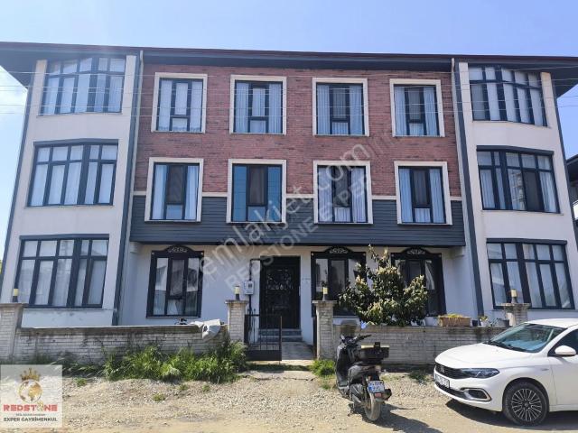 Kabakozda Mutfak Ayrı Krediye Uygun Geniş Önü Açık 2+1 Daire