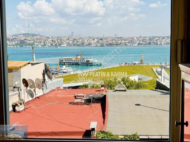 Kabataş Setüstü'nde Panoramik Manzaralı Ofis