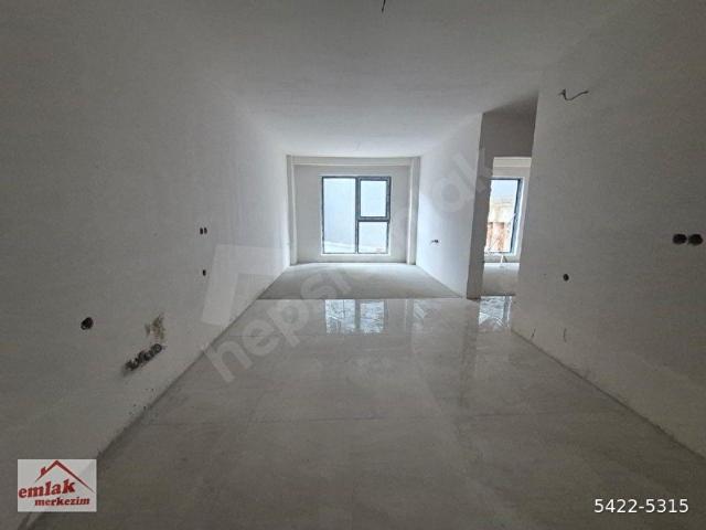 KABİL CADDE PARALELİ 2+1 SIFIR ARA KATTA SATILIK DAİRE
