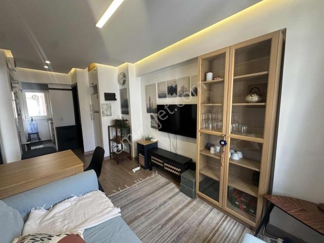 Kadıköy Osmanağada Full Eşyalı 1+1
