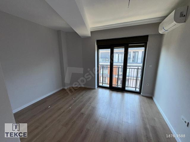 Kadıköy Osmanağada Sıfır Binada 2+1 Dubleks Daire TEKCE