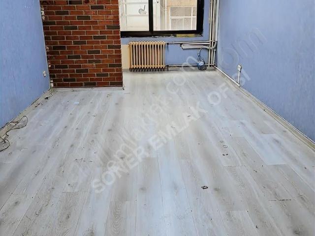Kadıköy Altıyolda 30 M2 Pasaj İç Mükemmel Dükkan