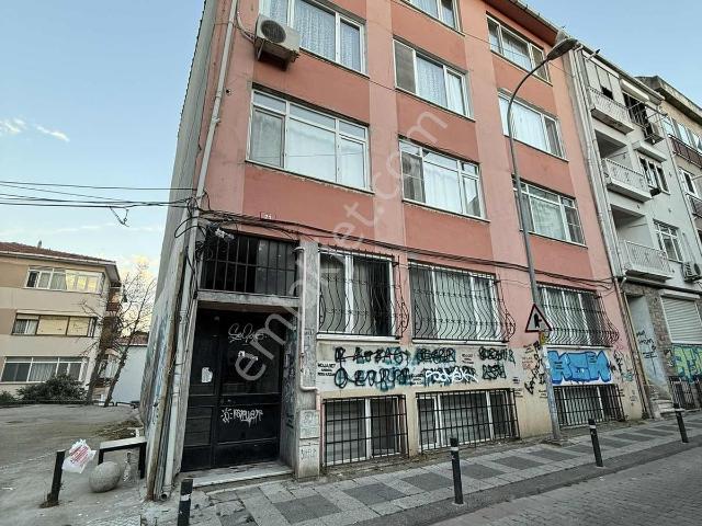 Kadıköy Caferağa Mahallesinde Boğaya Yakın Satılık 3+1 118m2