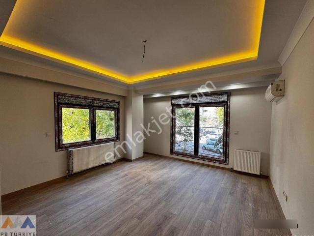 Kadıköy Sahrayıceditte Yeni Binada 2+1 Satılık Daire !