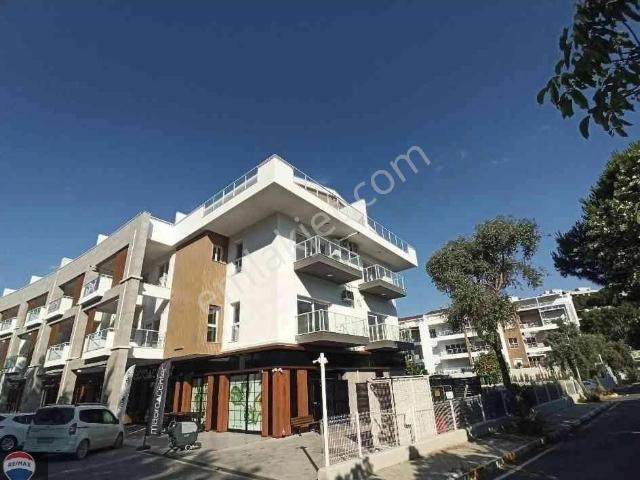 Kadınlar Denizi Ata Residense Köşe Konumlu Ferah 1+1 Kiralık Daire