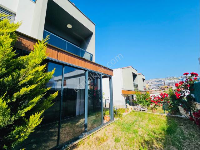 Kadınlar Denizi Kiralık Doğalgazlı Muhteşem Villa