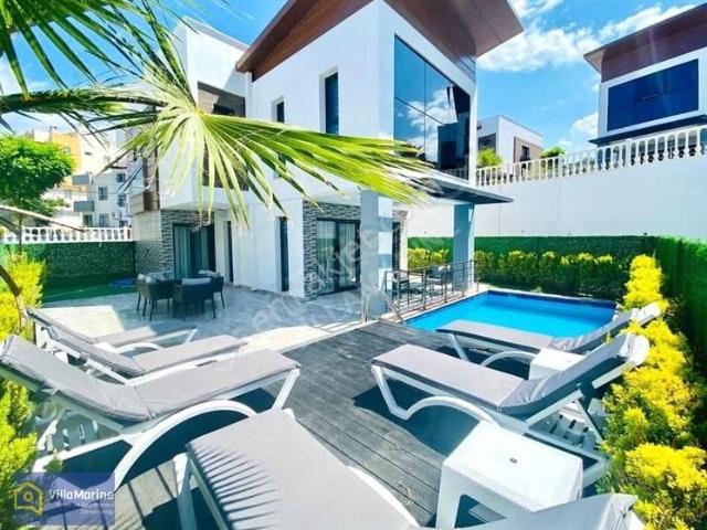 Kadınlar Denizi'nde Özel Havuzlu Müstakil Villa